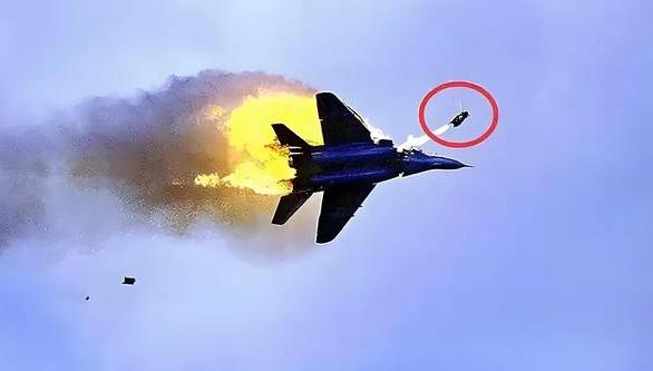 地缘冲突升级，伊朗和美国各执一词，伊朗宣称击落闯入领空的美军战机并认领战果，美国