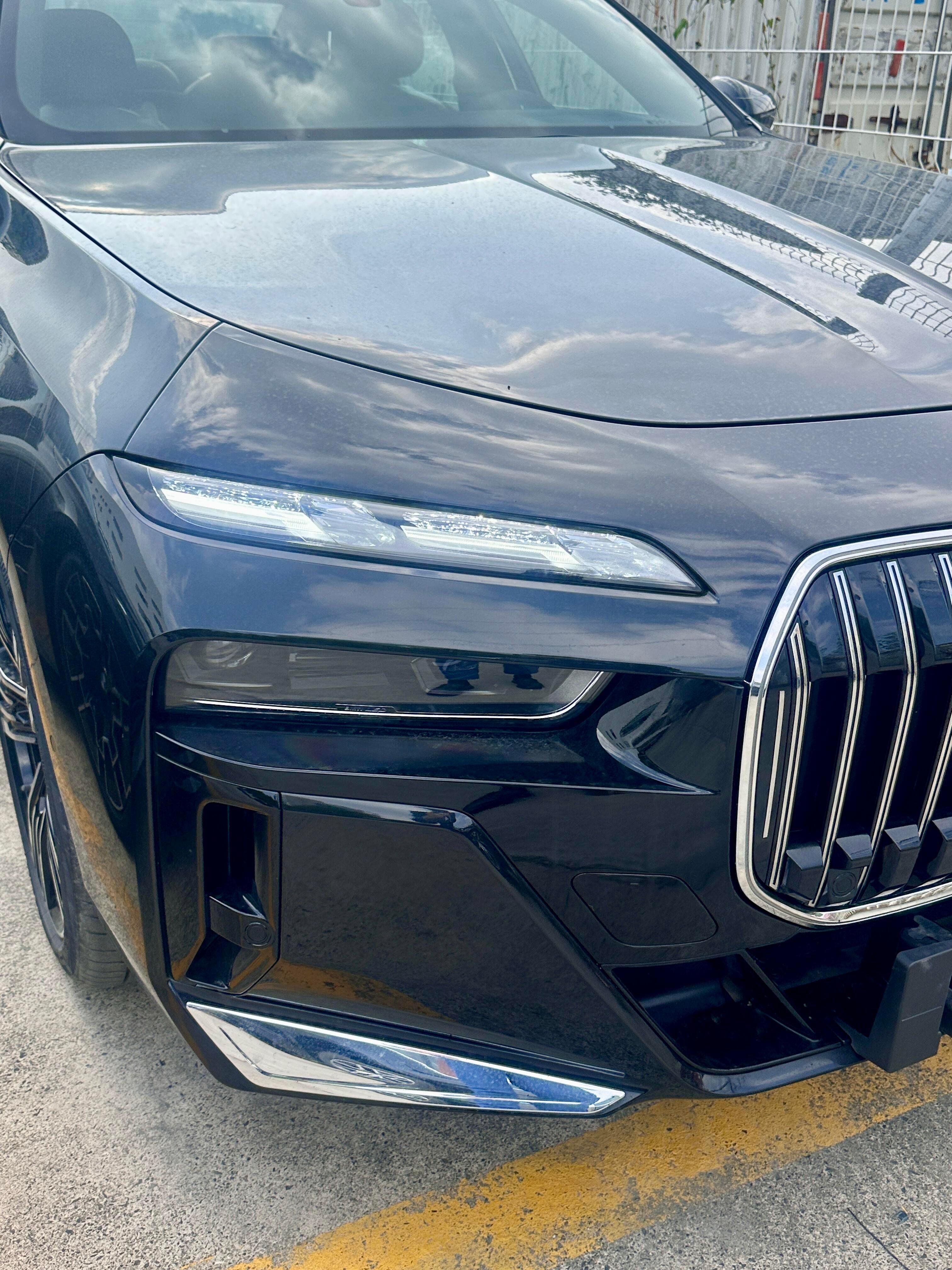 宝马i7 50捡漏王炸！宝马i7 eDrive50L 尊享型 M运动套装外观：宝