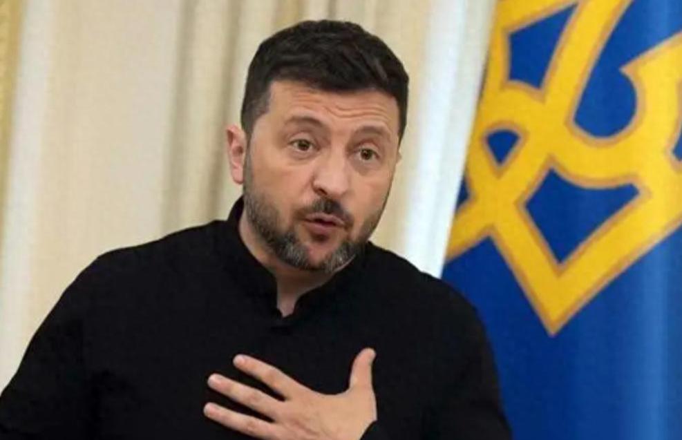 泽连斯基现在最后悔的就是当年没听中方的。如今，泽连斯基也知道大势已去，所以同意不