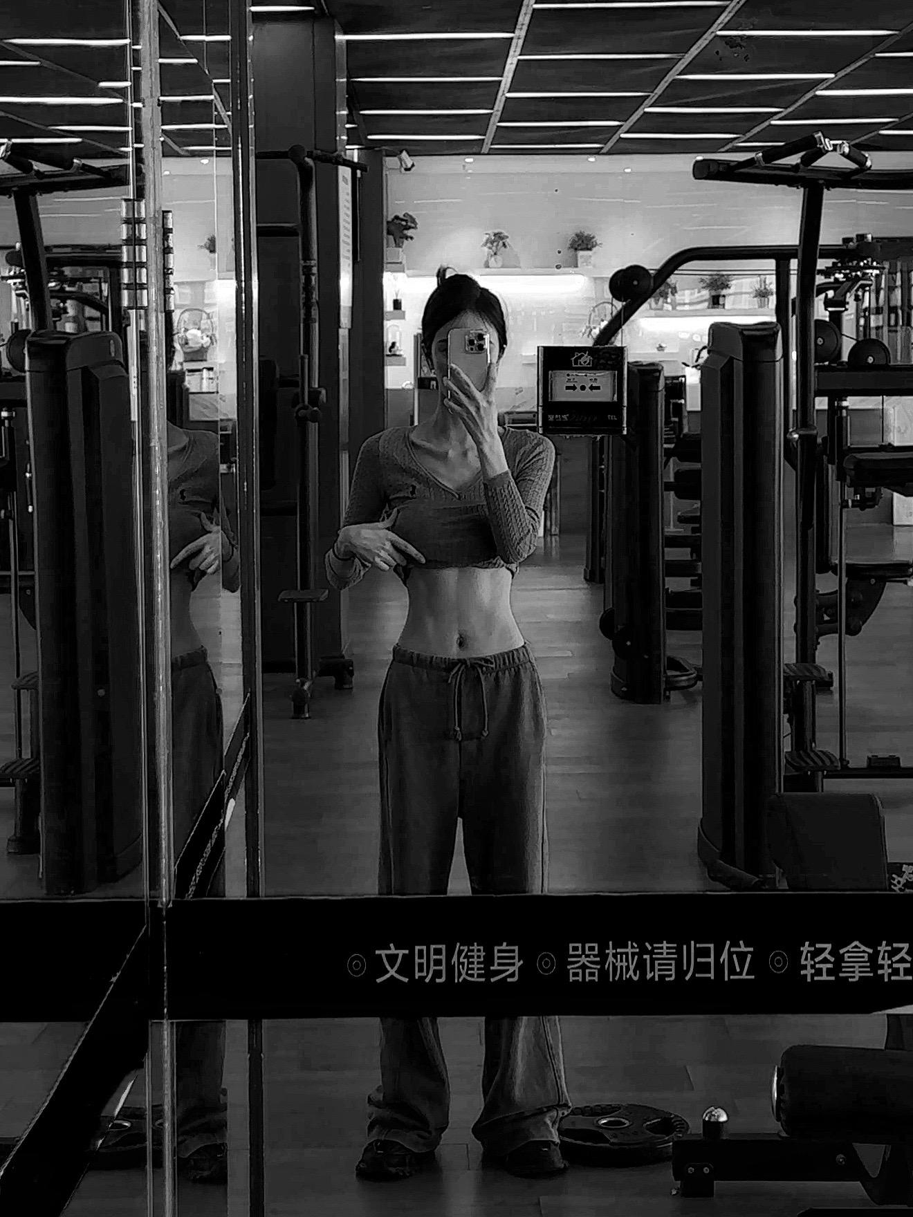 继续增肥，不然练不起来啦… 💪