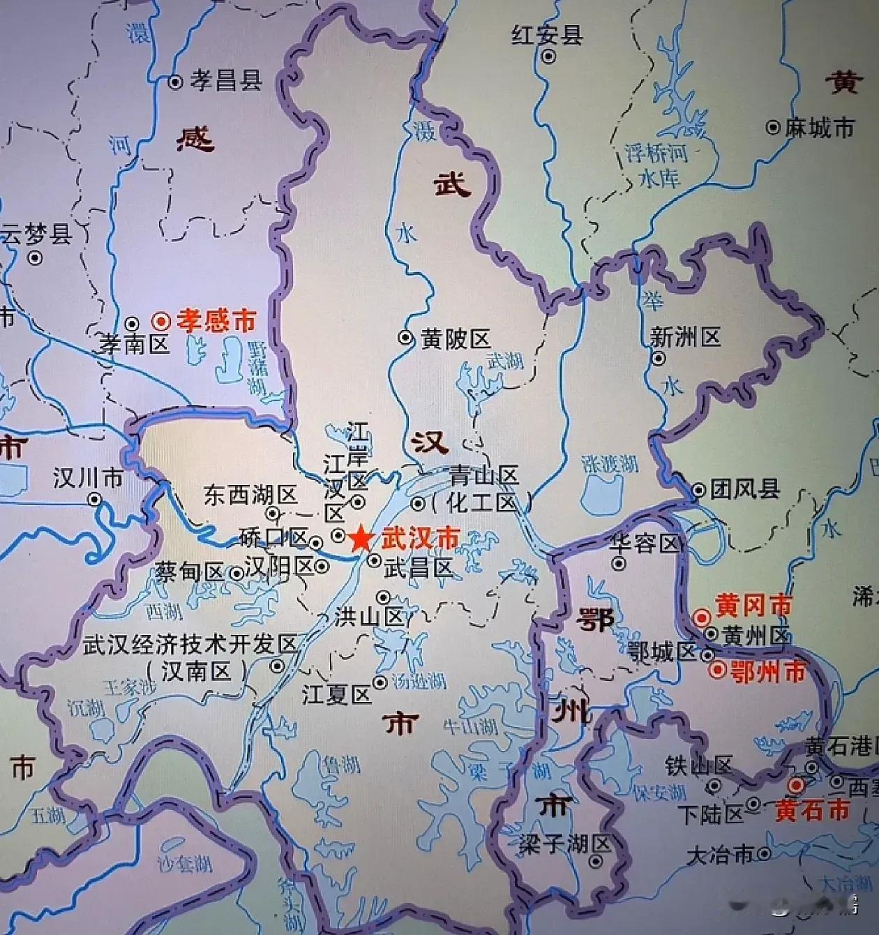 鄂州并入武汉的呼声一直都有，但武汉却并没有选择合并鄂州，而是代管了黄石下辖的大冶