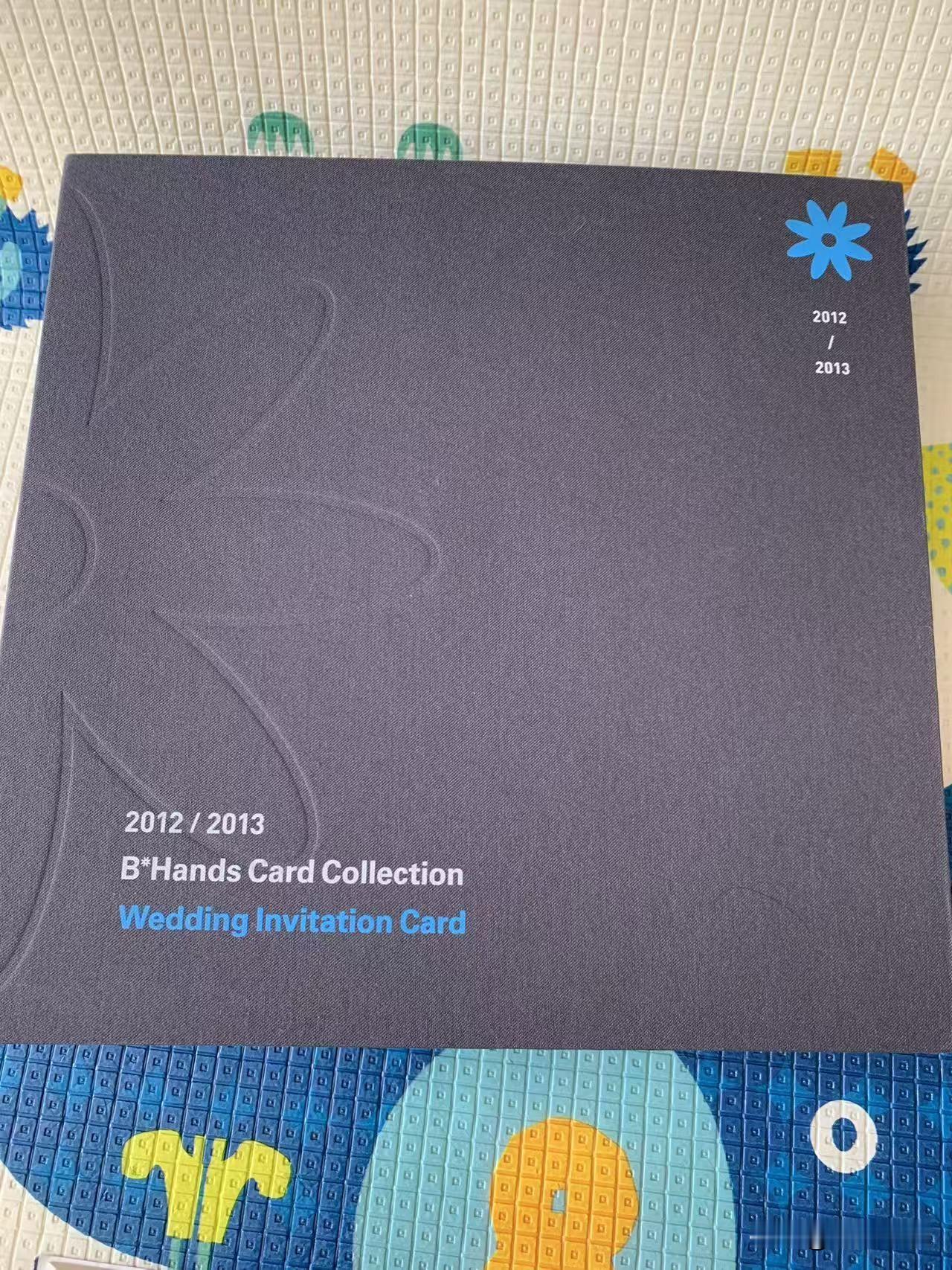 家里有一本全新的样品册，可以留念了。