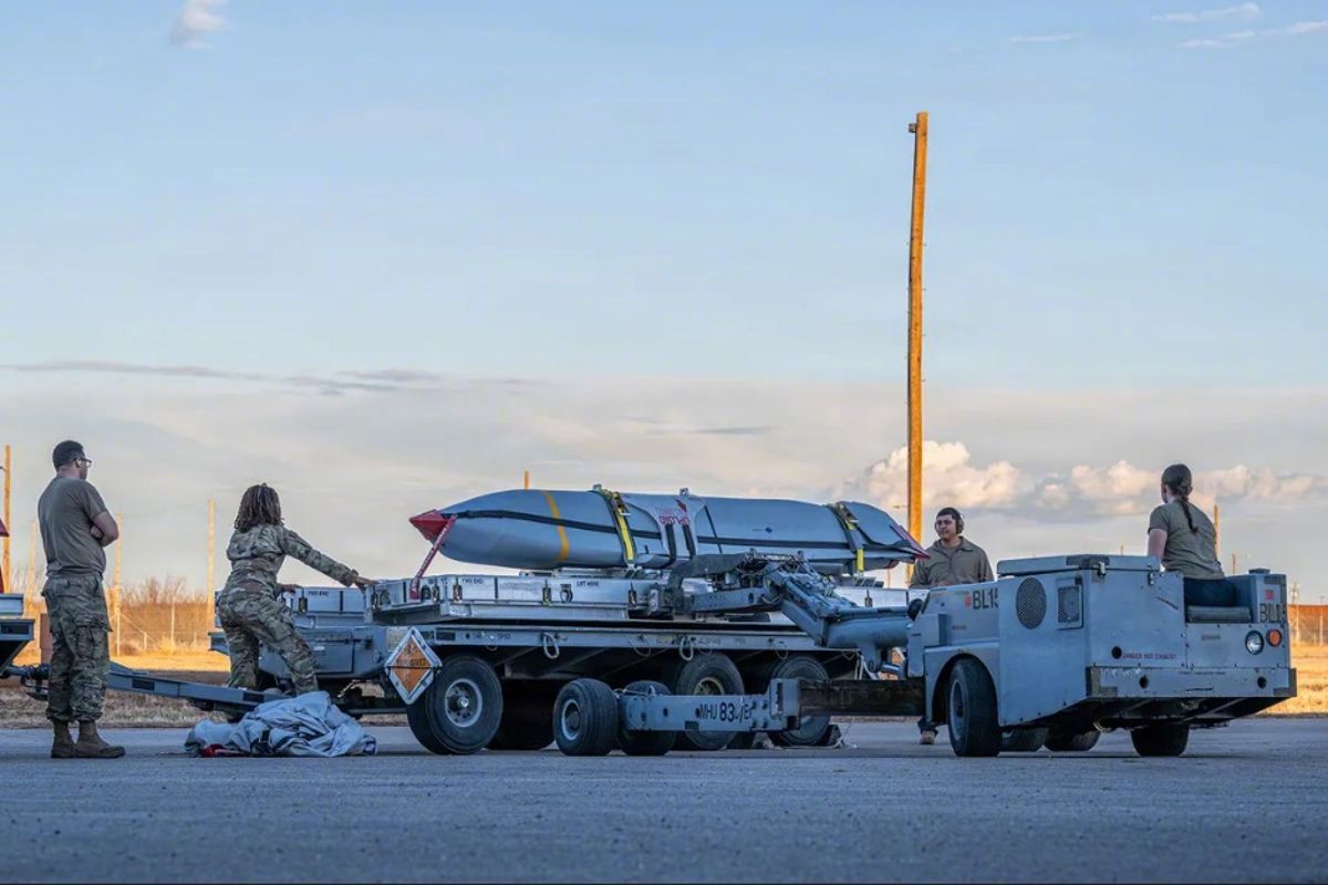 【#美以伊战事进入第四十天#，最新动态】4月8日，美国、以色列与伊朗的军事冲突进