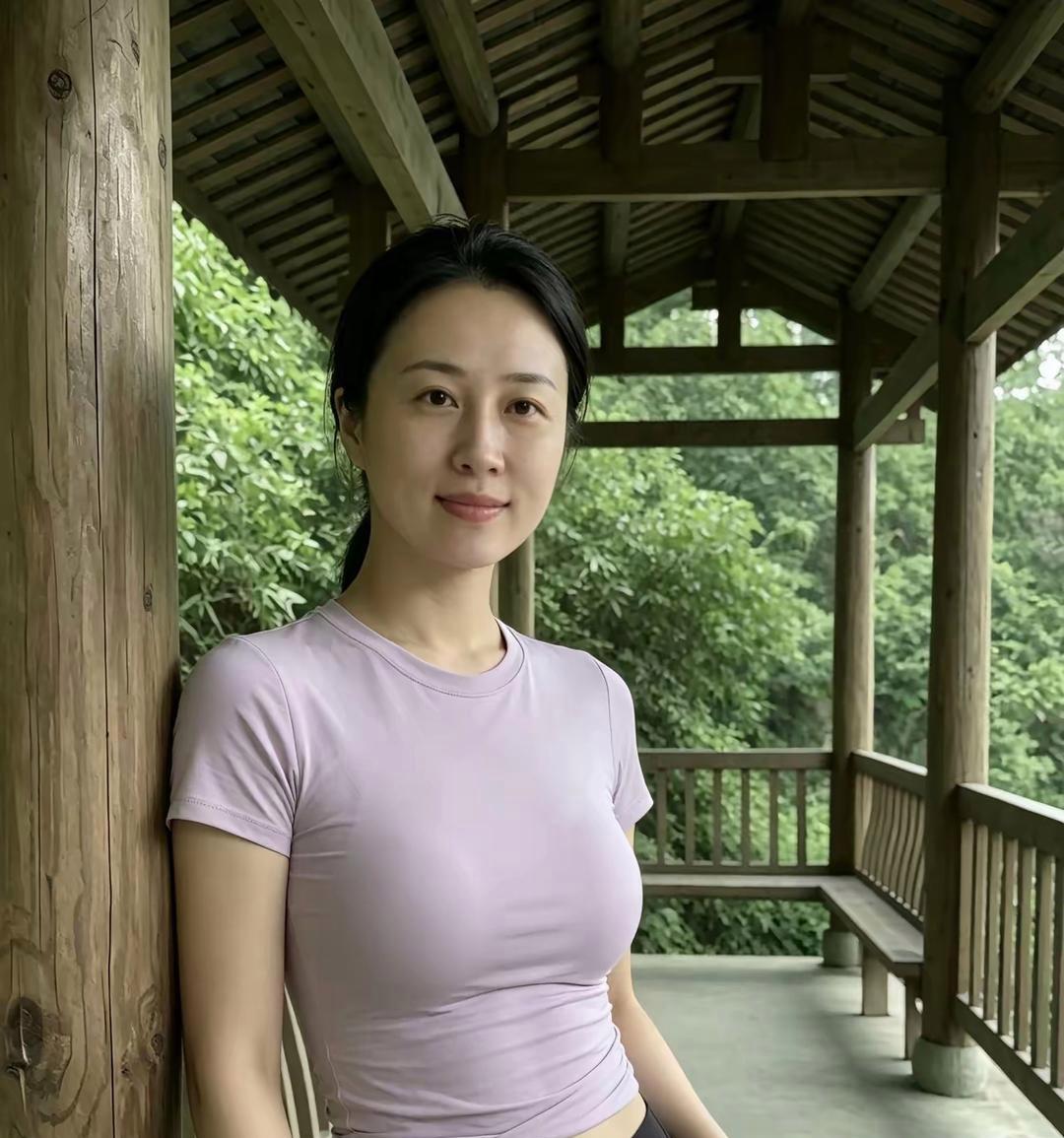 从小习武，至今无人敢娶。