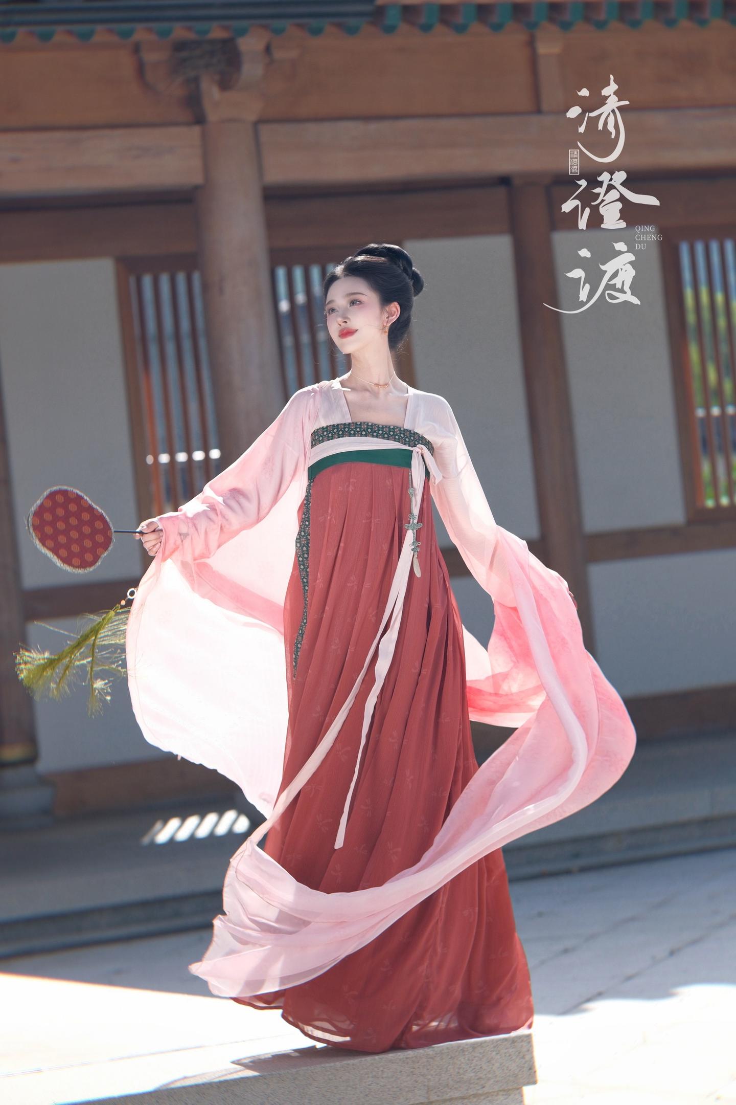 夏日。