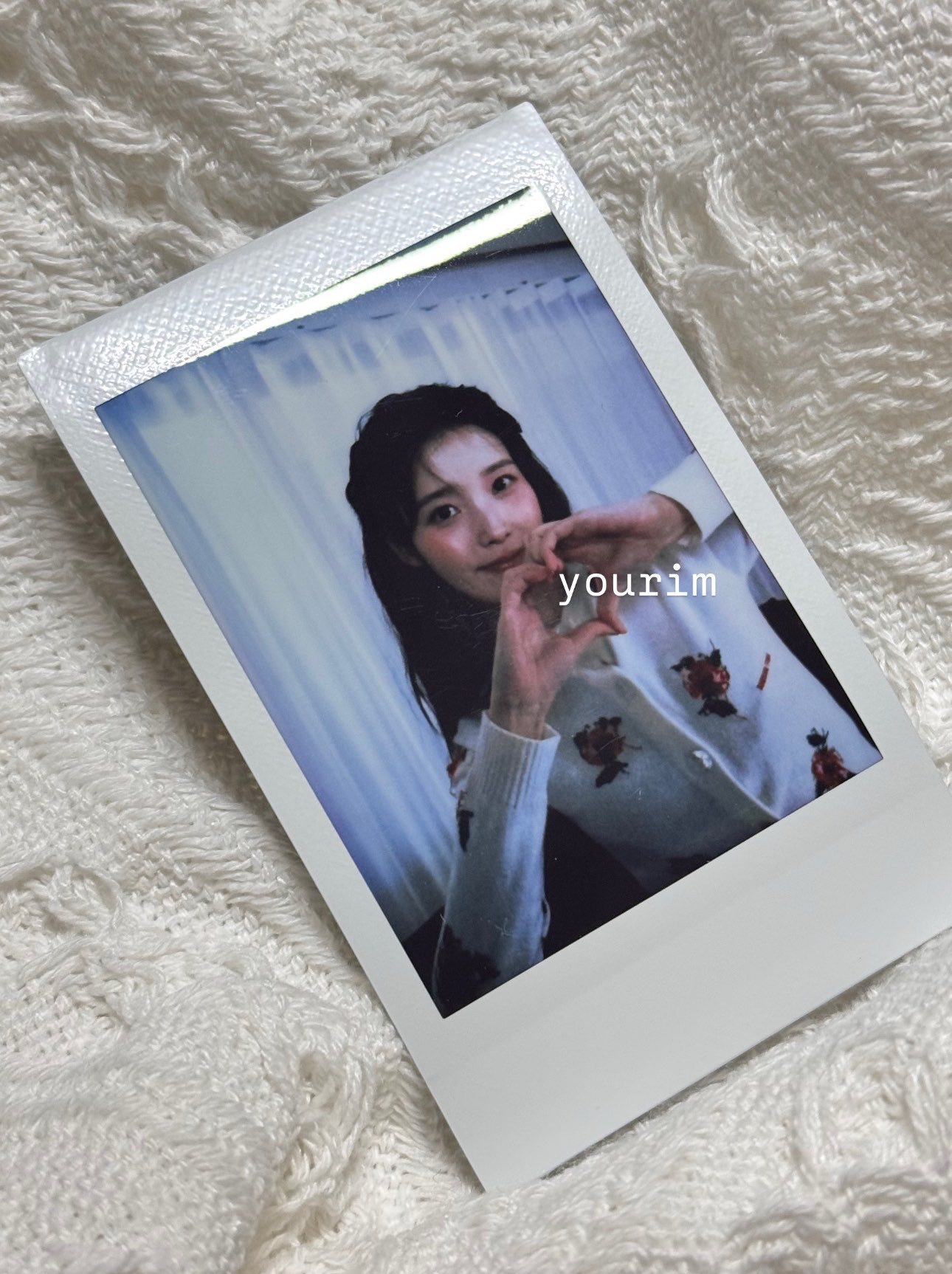 IU  🐥IU李知恩21世纪大君夫人 260501 IU未公开拍立得实物图cr