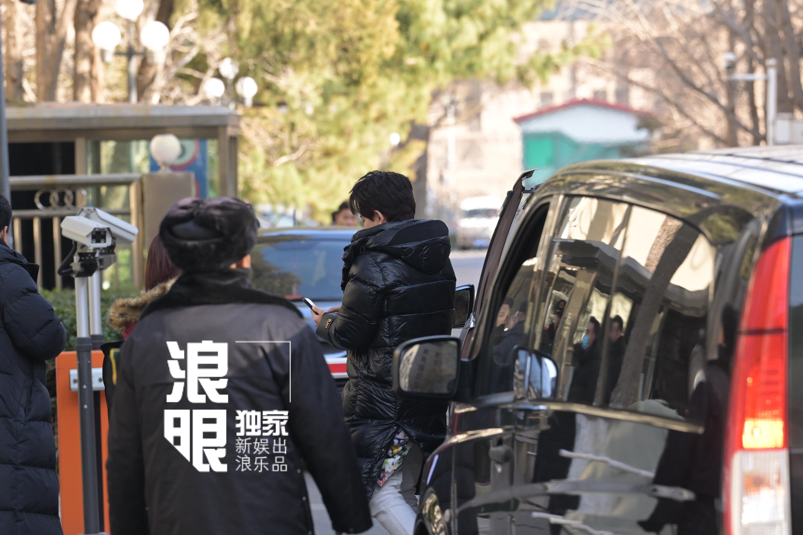 苏醒蛇年央视春晚首次联排  再就业男团蛇年春晚首次联排   现身央视春晚联排现场