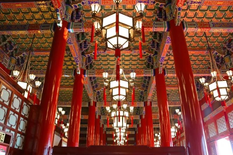 天安门是国家的象征，我们必须尊重！
​
​时隔两年，再次来到天安门广场，步上天安
