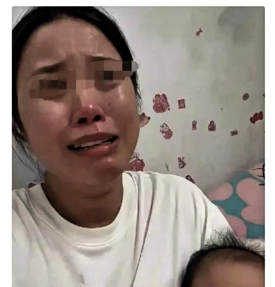 陕西一女子离婚后带着女儿生活，这天前夫突然说要上门看孩子，进门后，他看到女儿睡得