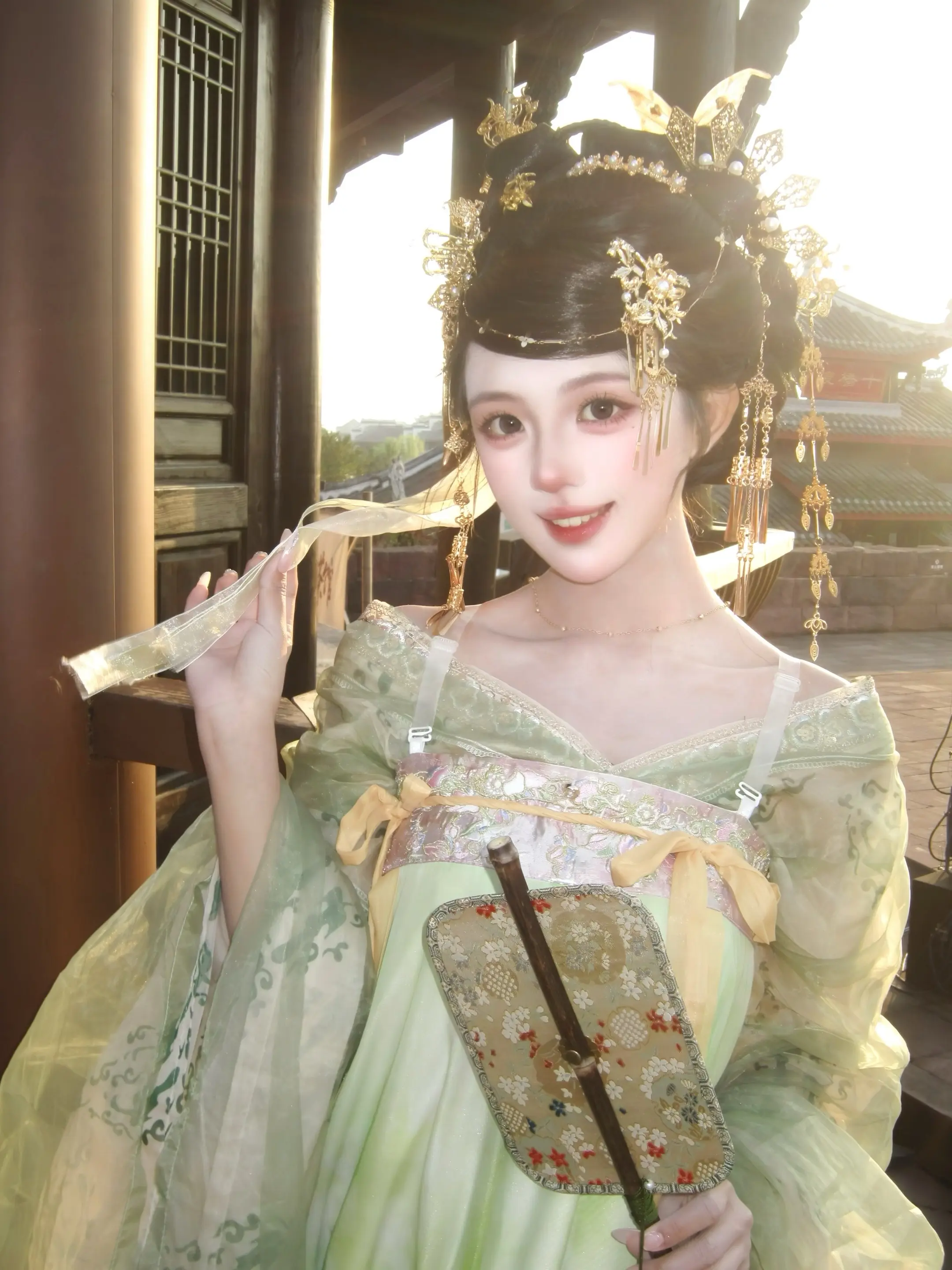 那我问你，究竟是我好看还是花好看？