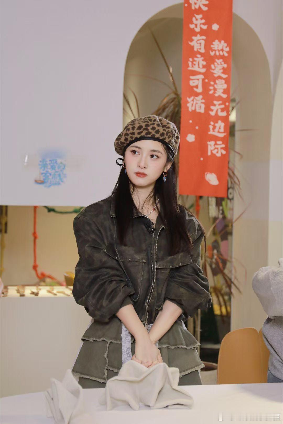 沈月徐志胜你俩上课状态过于微醺了亲爱的客栈 亲爱的客栈这段必须循环播放！沈月徐志