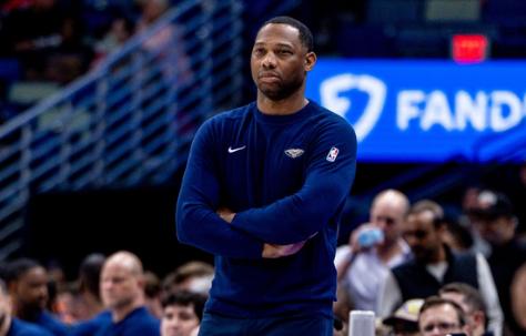 北京时间11月15日，据美国记者Chris Haynes的报道，鹈鹕主帅威利-格