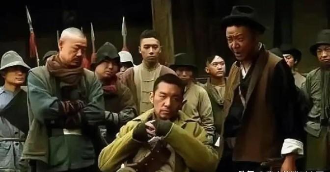 1949年6月，国军中将刘希程率部在灵宝起义时，他手下的团长李子奎密谋哗变，想把