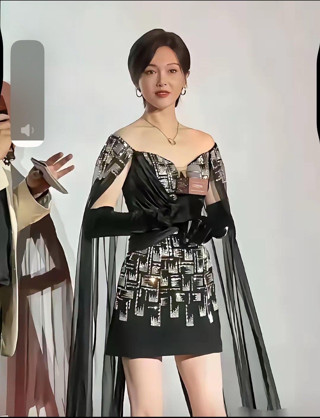 唐嫣太恐怖了，变得不像她了 ​​​