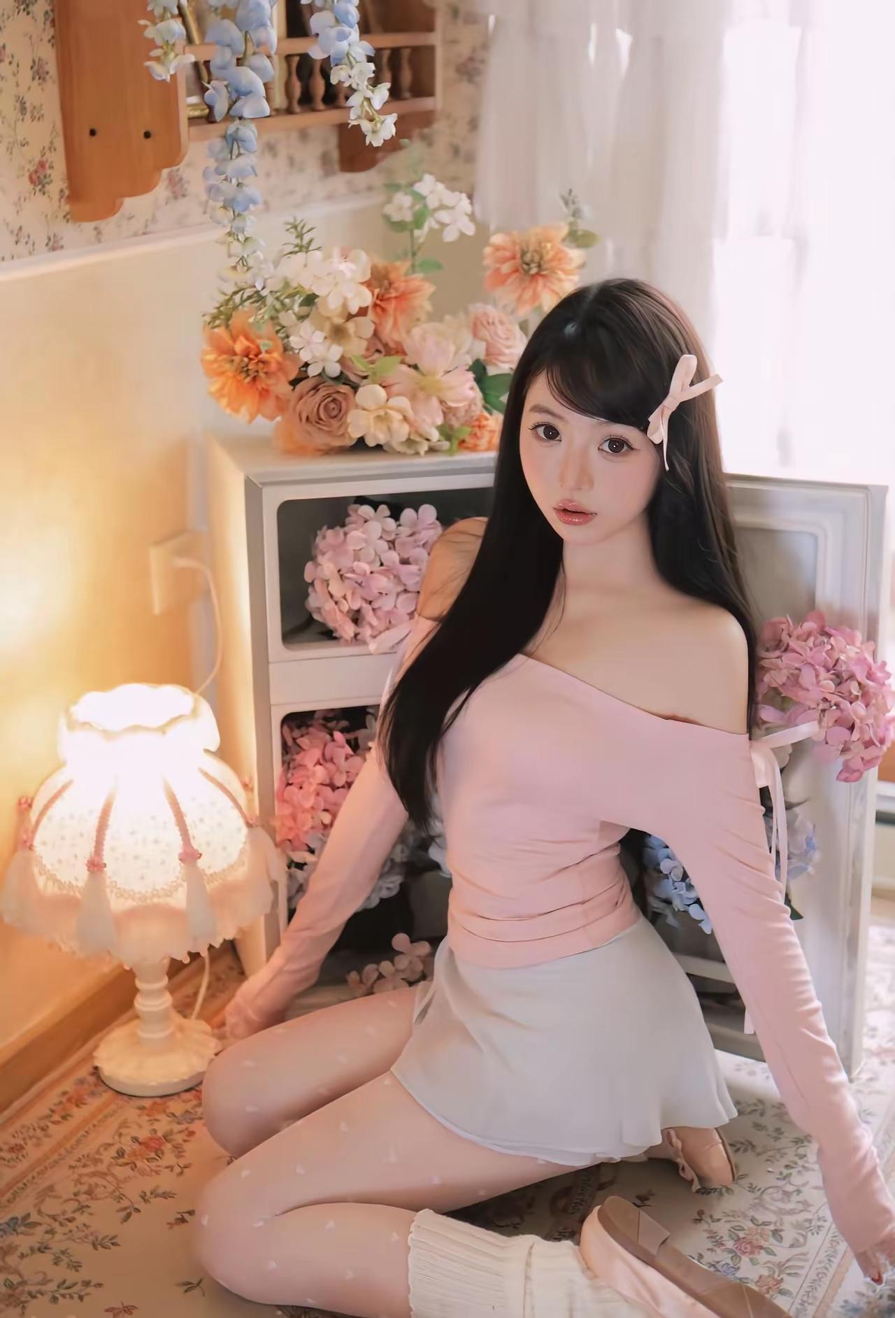 少女心爆棚的粉色穿搭，花海中的甜美瞬间