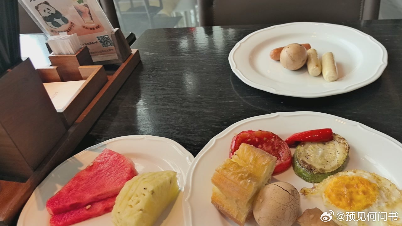 自从割掉胆囊之后做运动稍微不注意就拉伤拉伤完了之后就隐痛，这就是所谓的胆囊切割综