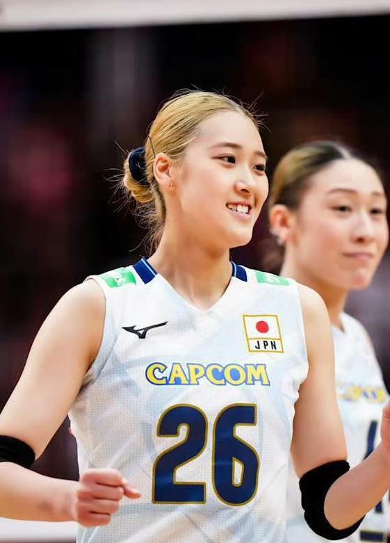 佐藤淑乃34分，日本女排还是输给巴西。女排世锦赛三四名决赛，日本女排2-3不敌巴