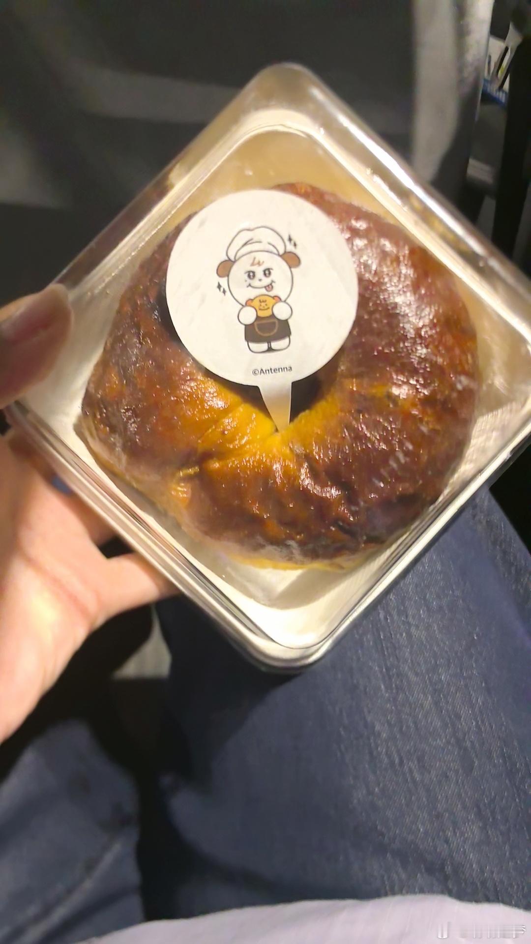 哥哥给的面包我舍不得吃