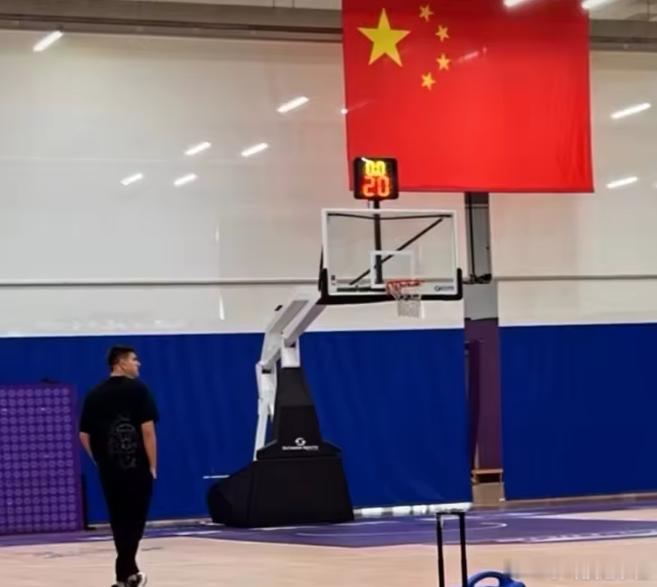 上赛季助宁波历史首次闯进季后赛！媒体人：北控男篮新帅哈里斯到队8月2日讯 根据媒