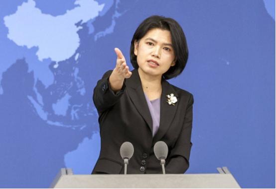 罕见一幕发生，国台办直接回应郑丽文，岛内震动，赖清德退无可退！
郑丽文表示她愿意