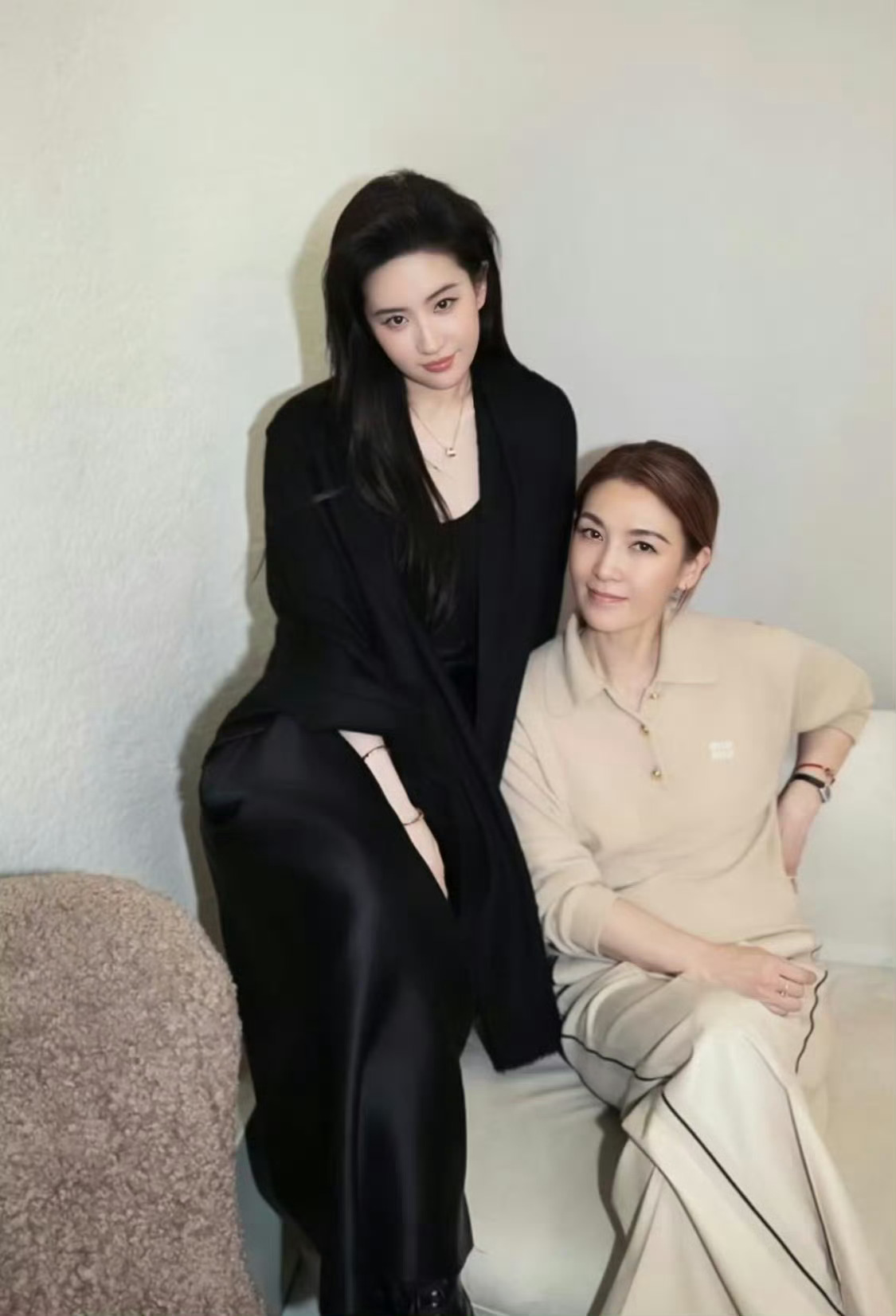 芭莎：终于等到你，还好我没放弃！为什么这么说，其实和芭莎关系还行，20年芭莎抢到