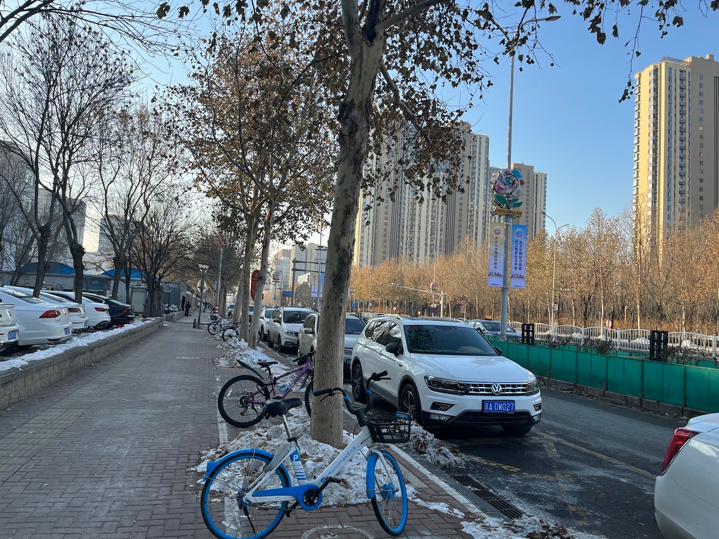 一个阳光还不错的早晨[挤眼] ​​​