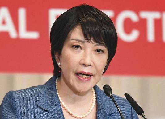 日本自民党一纸通告，要把中国外交官驱逐出境。
通告措辞严厉，以“不认错不道歉”为