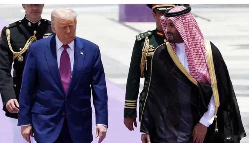 特朗普对伊动武计划遇阻：海湾盟友集体“反水”，美军军事部署陷入被动
 
据福克斯