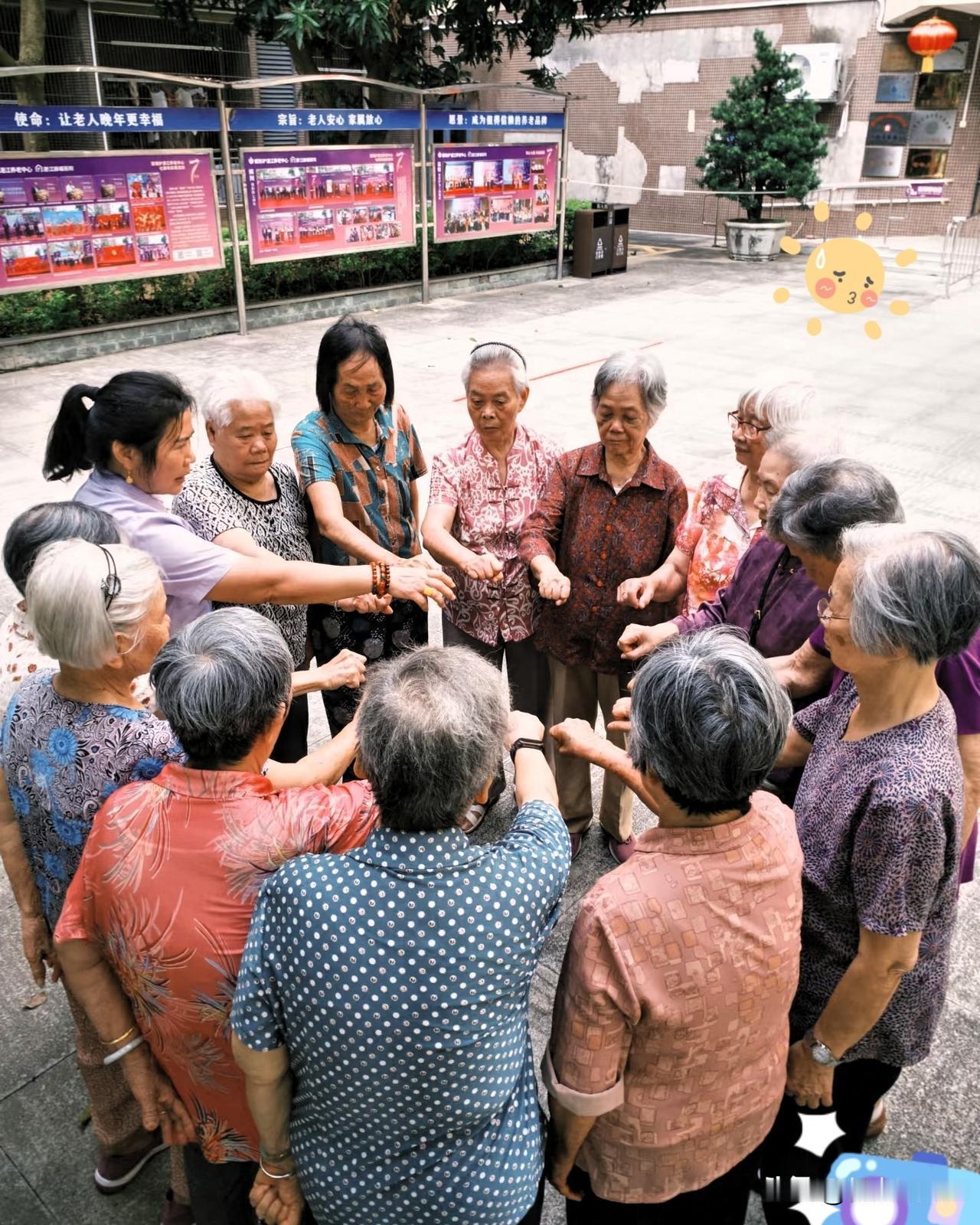一年一度的中秋、国庆双节如期而至。
今年退休人员养老金连续上调的希望基本落空，至