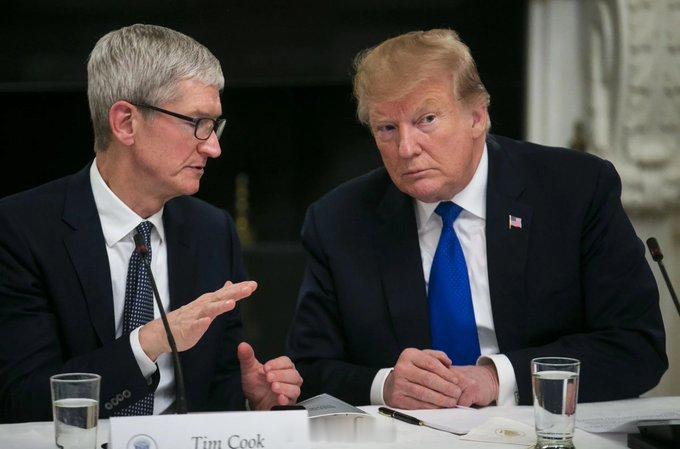 川普要求苹果CEO库克：“在美国卖的iPhone，就必须在美国制造，而不是印度或