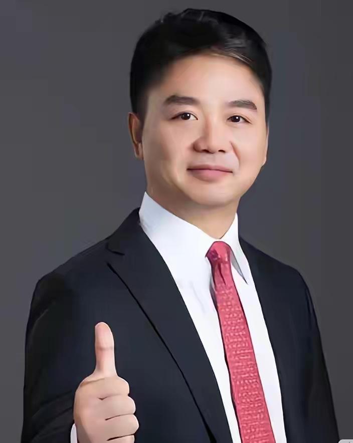 确定了！
​刘强东，
​极大概率是普通人这一辈子，
​见过最不一样的富翁，没有之