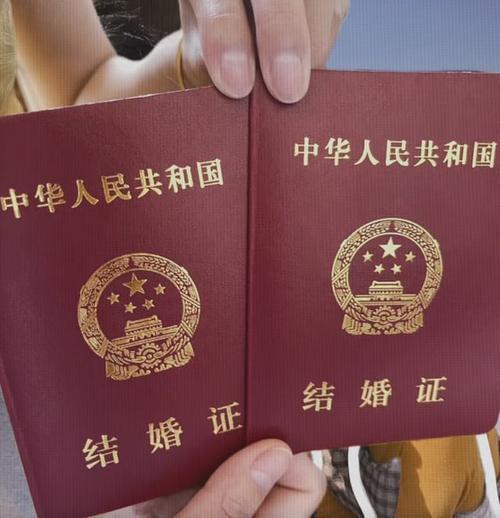[月亮]玄学催婚成新风潮！家长花式操作逼婚，年轻人晚婚从不是不愿结婚


如今家