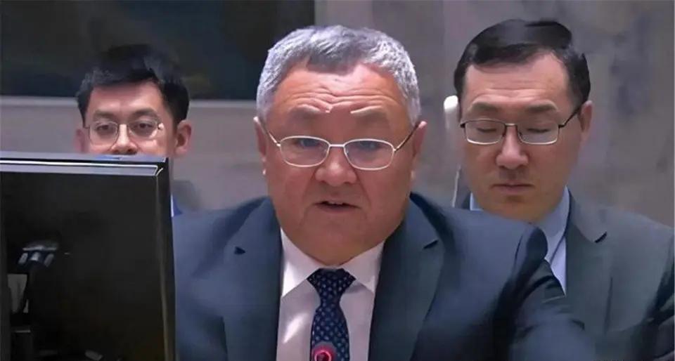 联合国现场爽文！美国乱甩锅，被中国代表当场怼到沉默！
 
真的太解气了！
俄乌冲