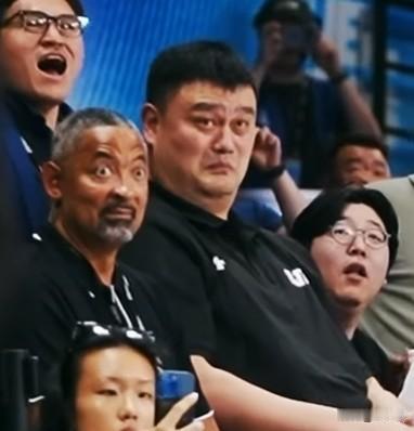 回忆满满！霍二叔谈老队友姚明：

“见到姚的感觉太亲切了，我想起了我们一起在火箭