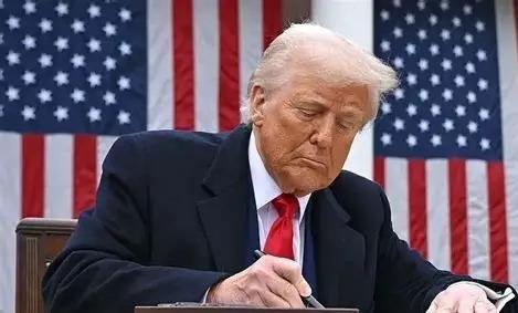 外媒又在替中国操心说“赢麻了”……可翻开2026年的账本，真没那么玄乎。
就说中