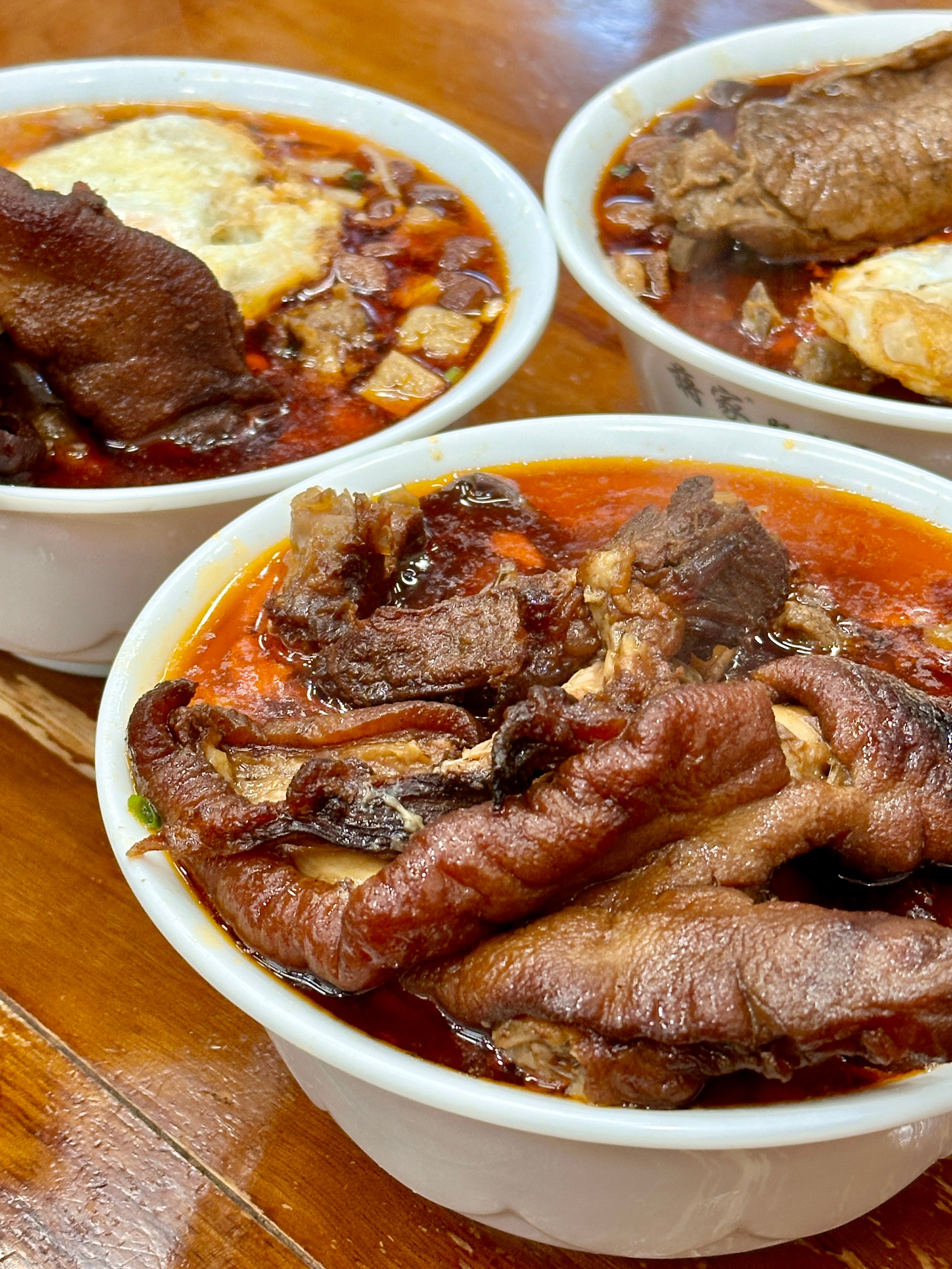 [哇] 贵州早餐的正确打开方式「肠旺面」🍜期待很久的肠旺面在贵阳终于吃到咯！！