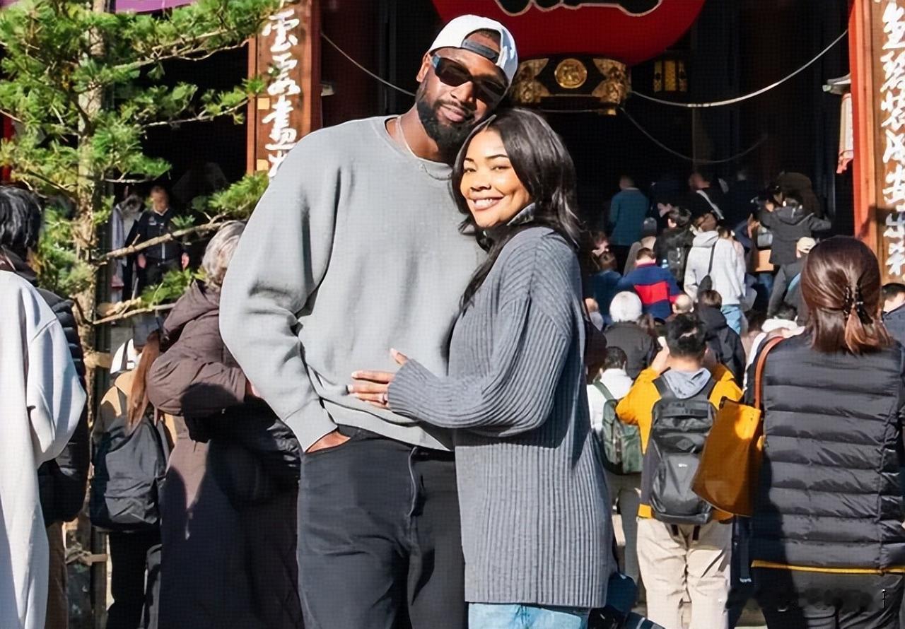 韦德与尤尼恩：NBA最治愈的姐弟恋！
 
德怀恩·韦德和加布里埃尔·尤尼恩，是N
