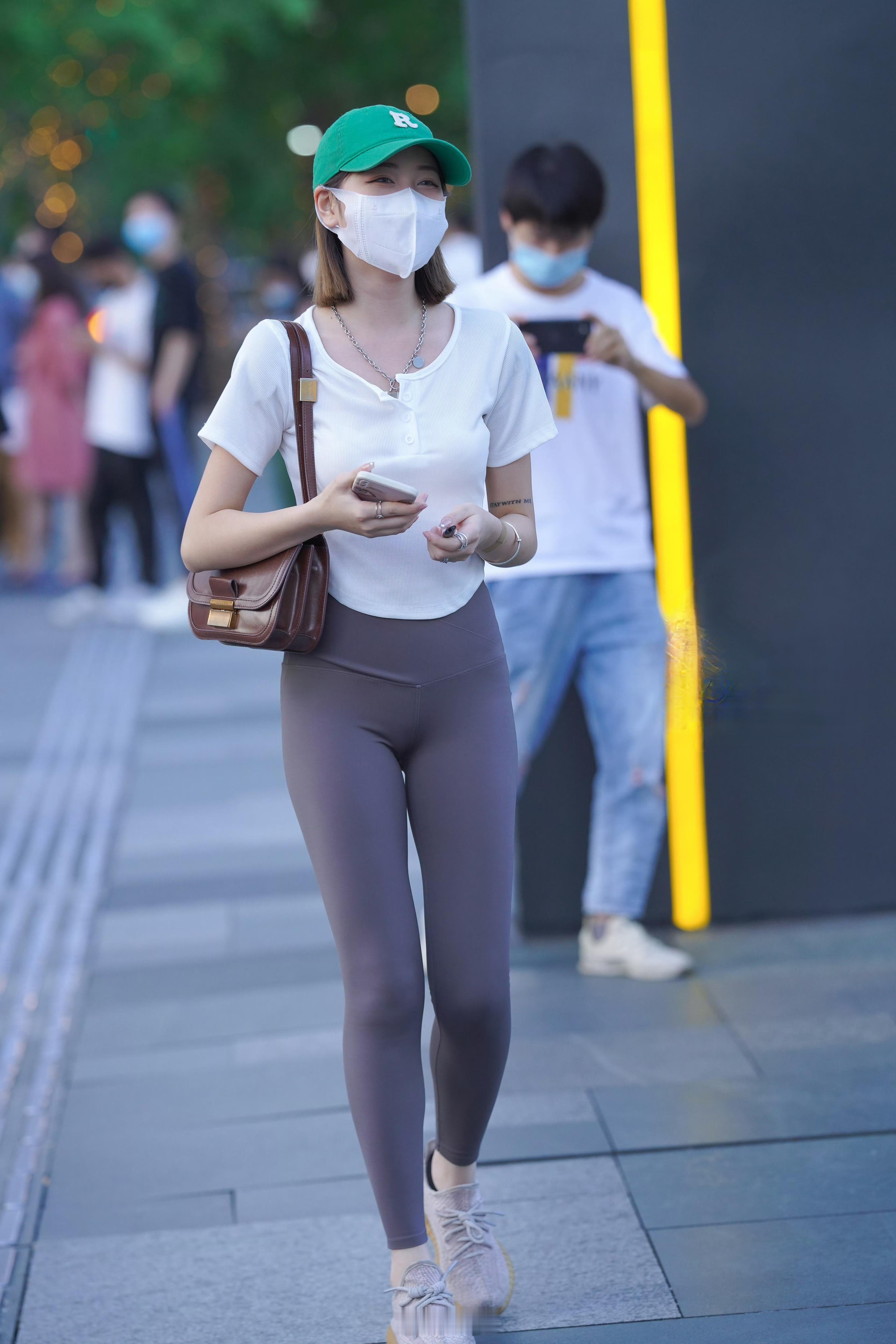 青春活力的小姐姐 ​​​