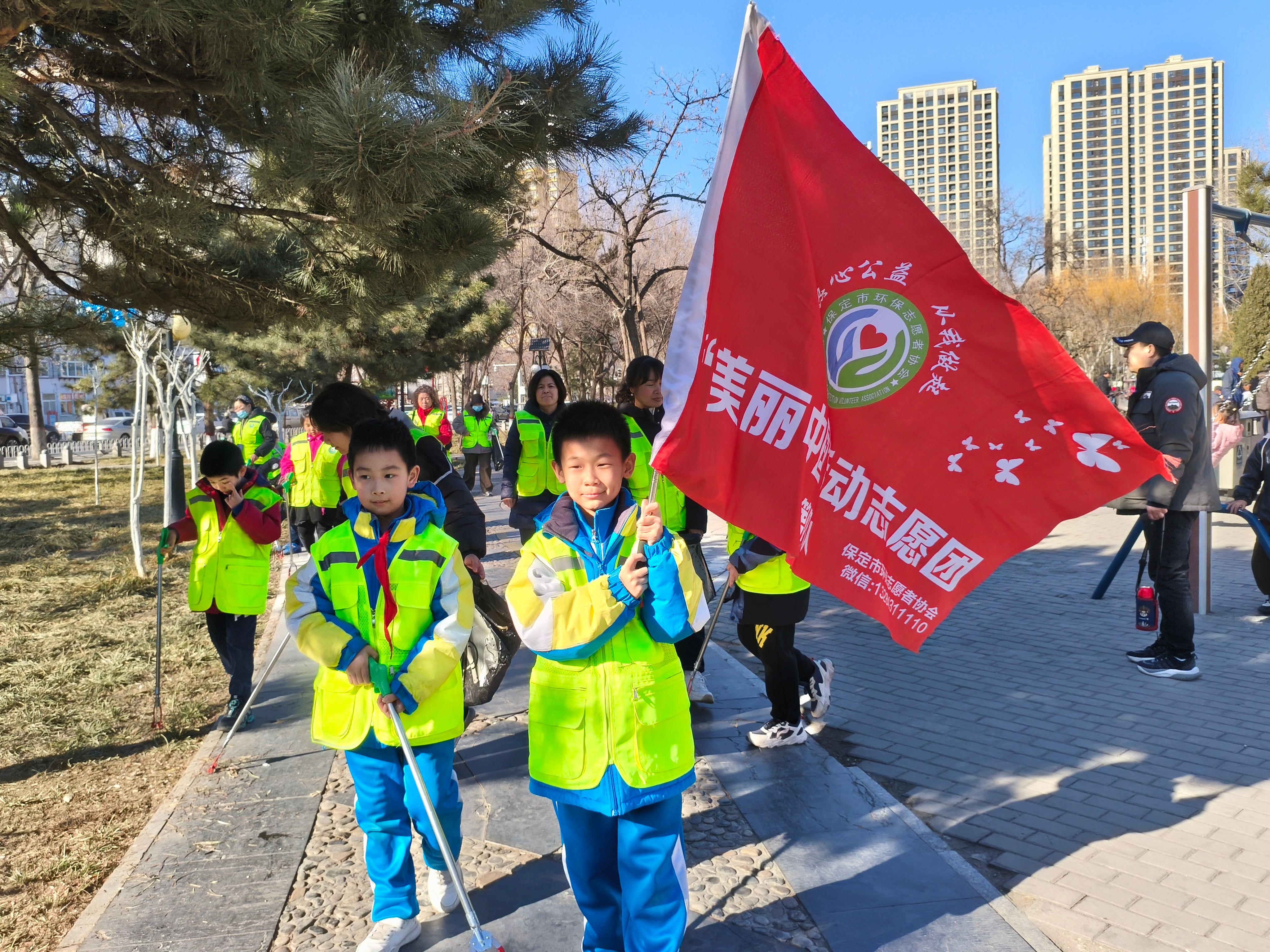 环保志愿者[超话]   最美志愿者 保定市环保志愿者协会，“美丽中国” 活动志愿