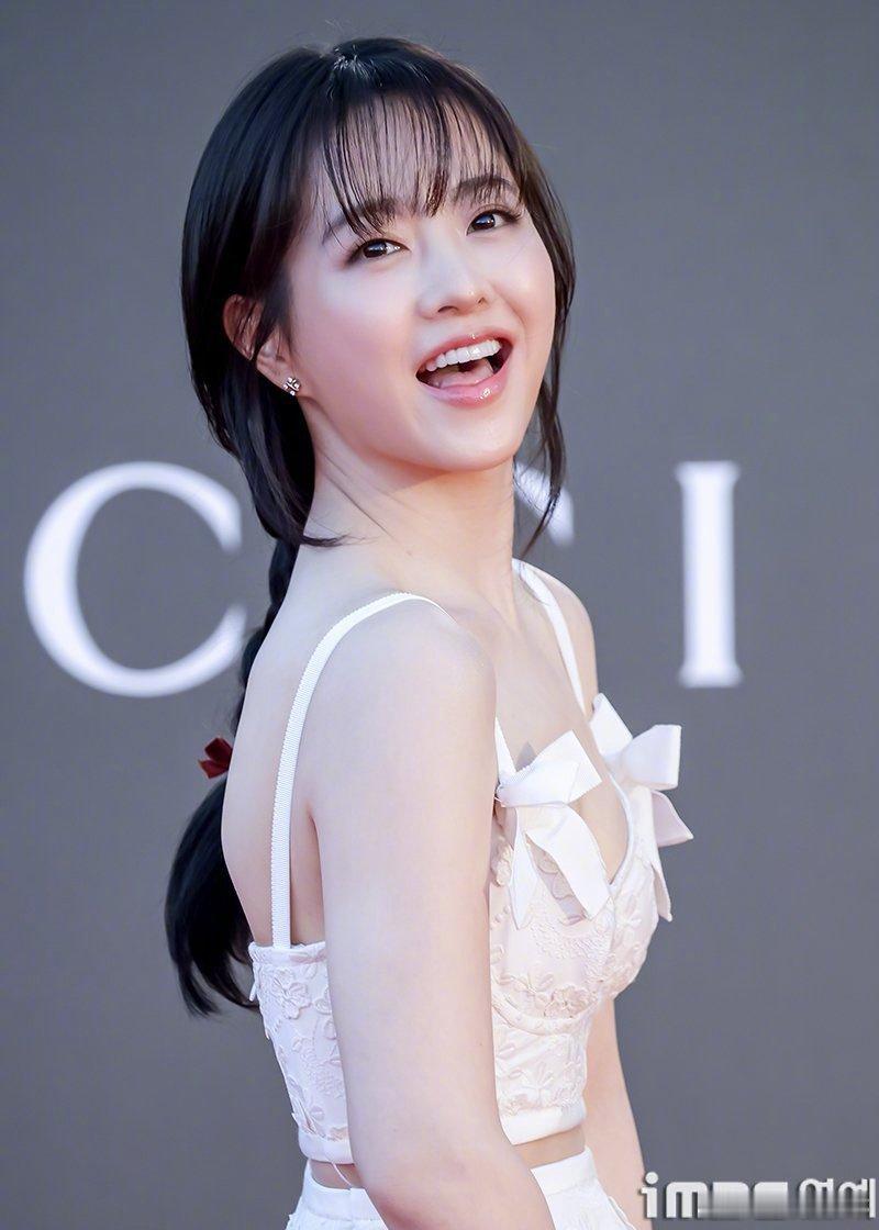 36岁的朴宝英~ 