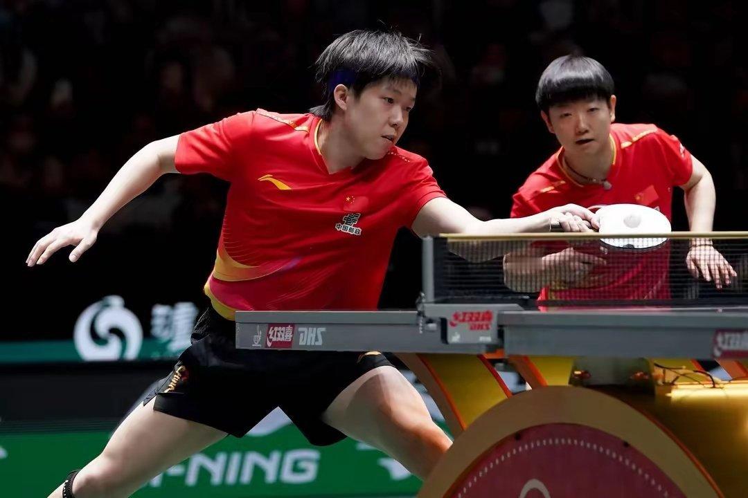 混团世界杯国乒表现强势 奥运争金需要更多队员挺身而出乒乓球孙颖莎 12月7日晚，