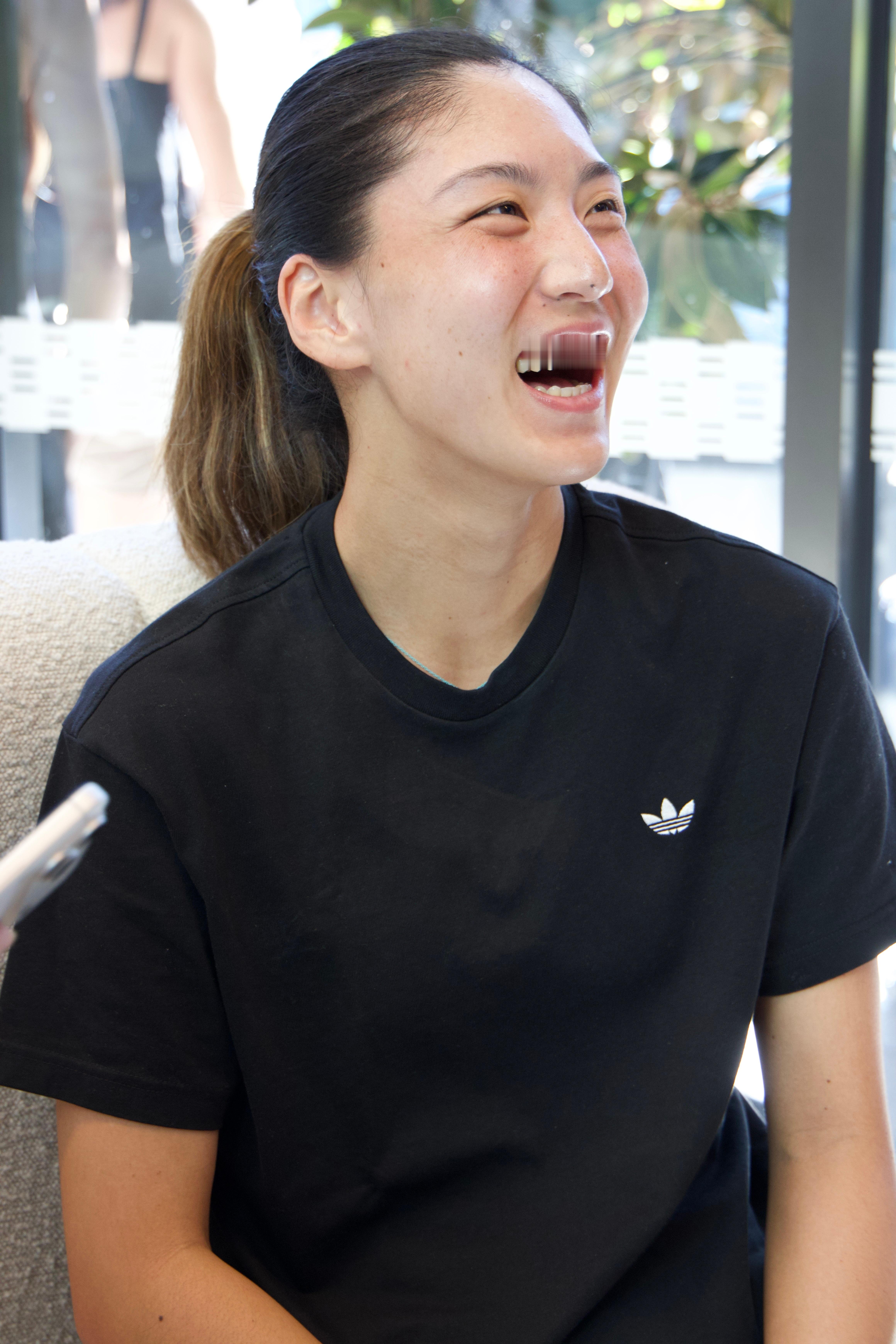 王欣瑜赛前采访其他内容🎾🎤谈及自身状态，欣瑜表示冬训效果理想，为新赛季奠定了