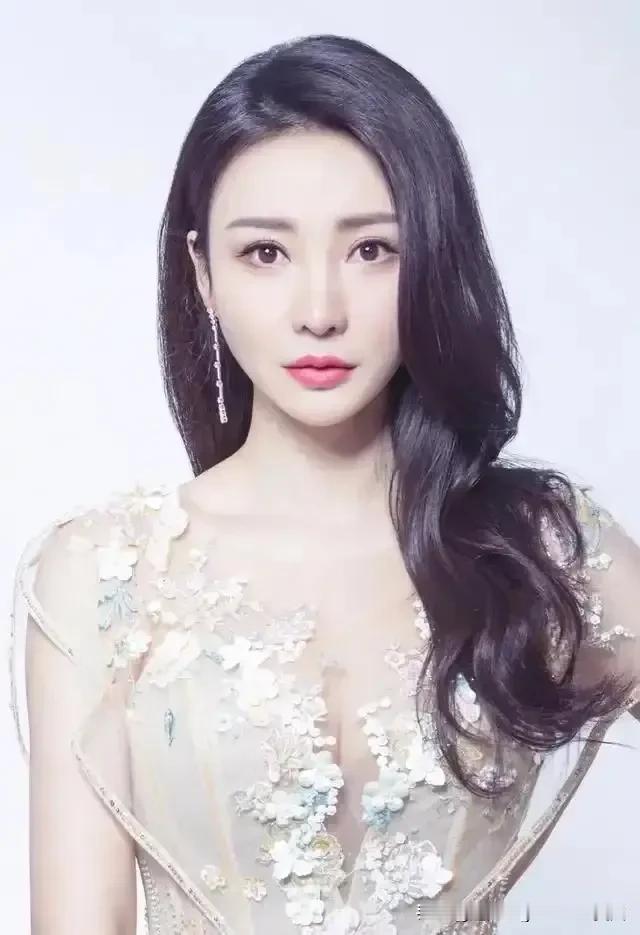 柳岩等美女