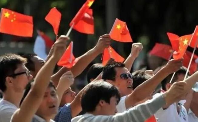 继新加坡、马来西亚之后，美国华人发声！美国华人表示：中国人不要自以为是，现在连韩