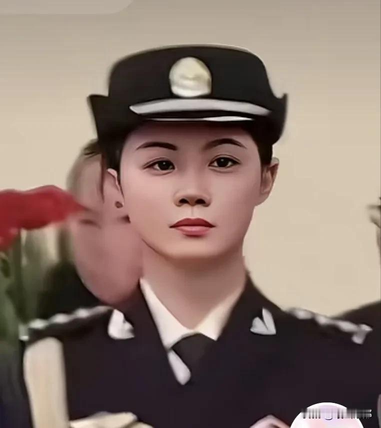 行行出状元，镜头里的严女士[给力][给力][给力]