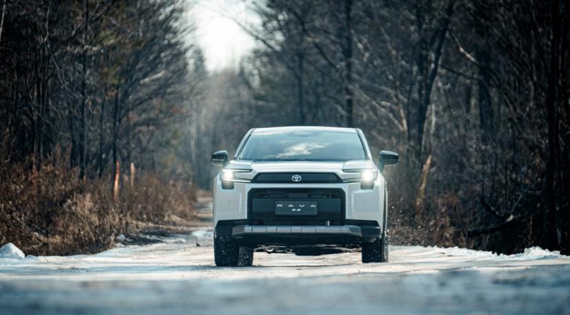 安全，是丰田汽车的品牌基石。在第六代RAV4荣放上，安全防护理念已从“保护车内乘