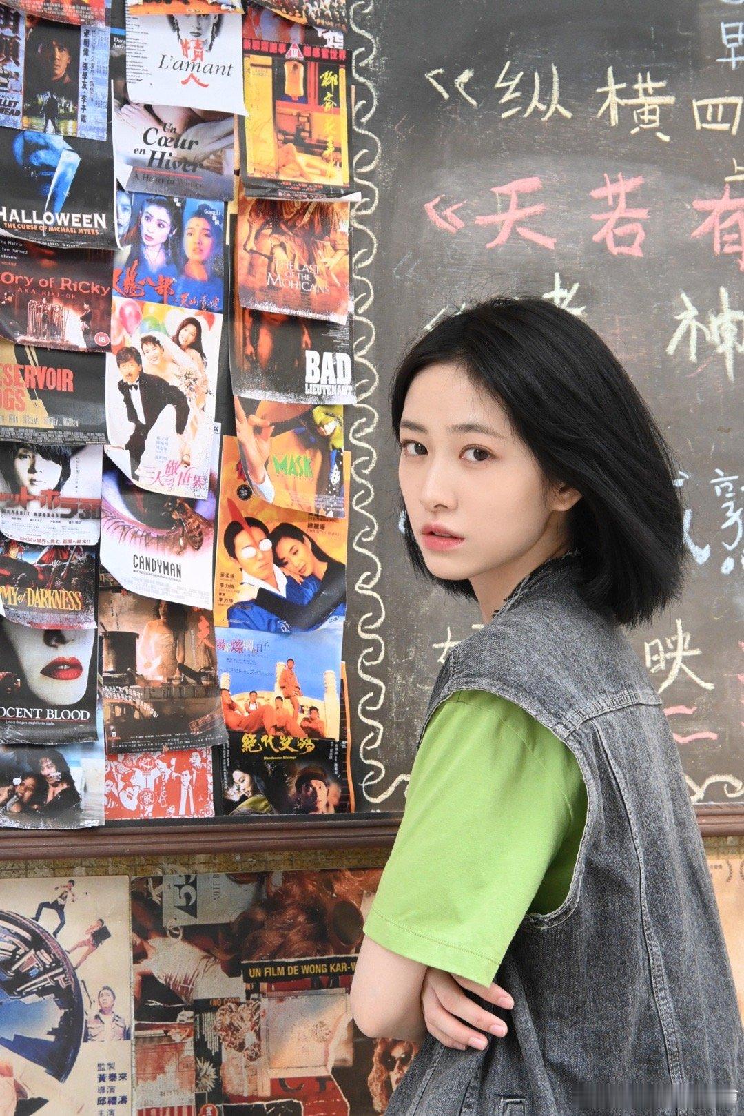 #杨肸子90年代造型#、#杨肸子机车复古造型#杨肸子90年代造型，杨肸子机车复古