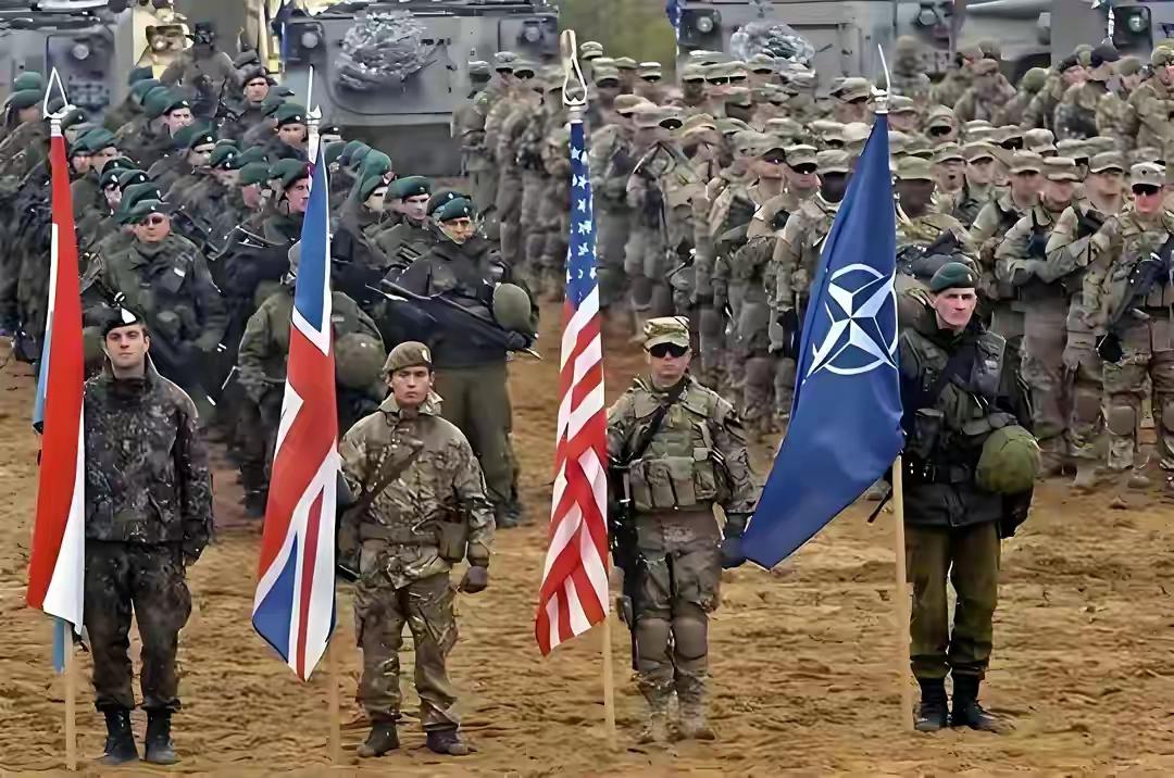 英法德等11国反对，北约要解体？美国工厂突然被炸