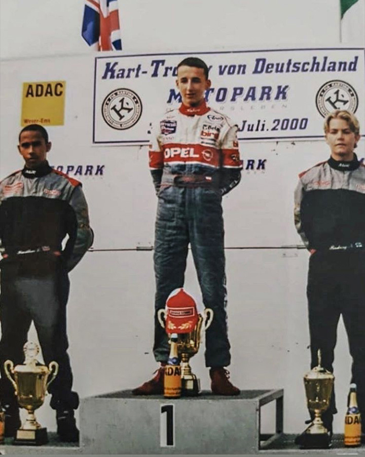 【陈年老图】2000年，库比卡在卡丁车赛中赢过两位后来的F1世界冠军~📷️ A
