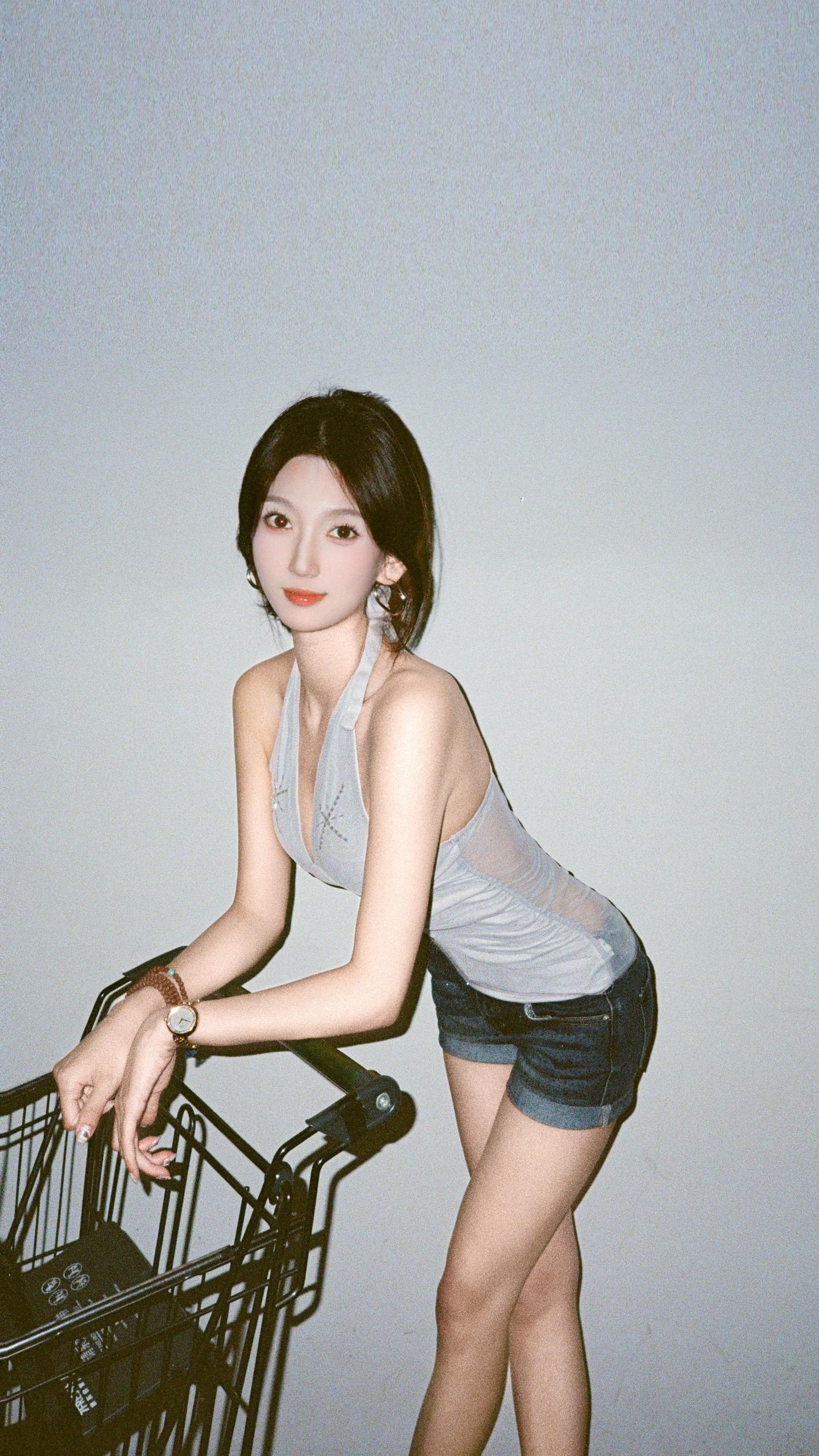 美了颜古早感 古早氛围感拿捏了 胶片美女